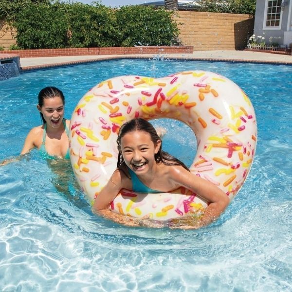 Intex 56253 Kalp Şekilli Donut Simit 104 Cm