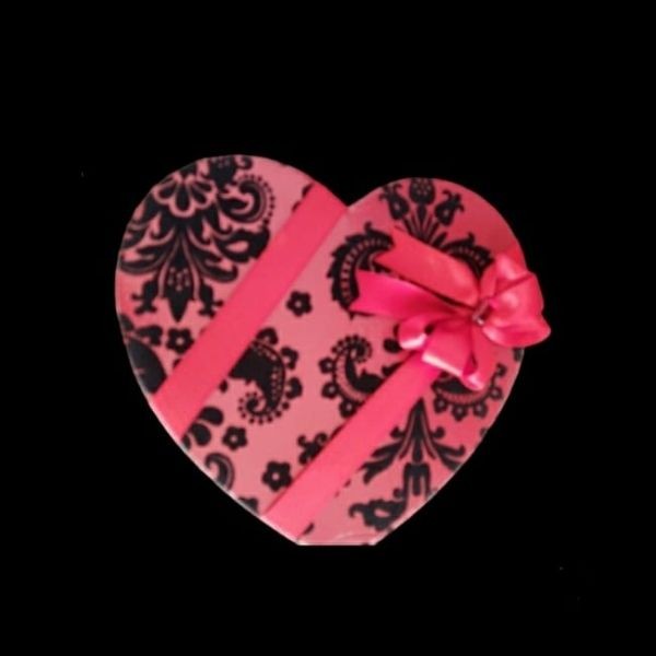 Dubai Çikolatası Güllü Kalp Heart Rose 115 Gr