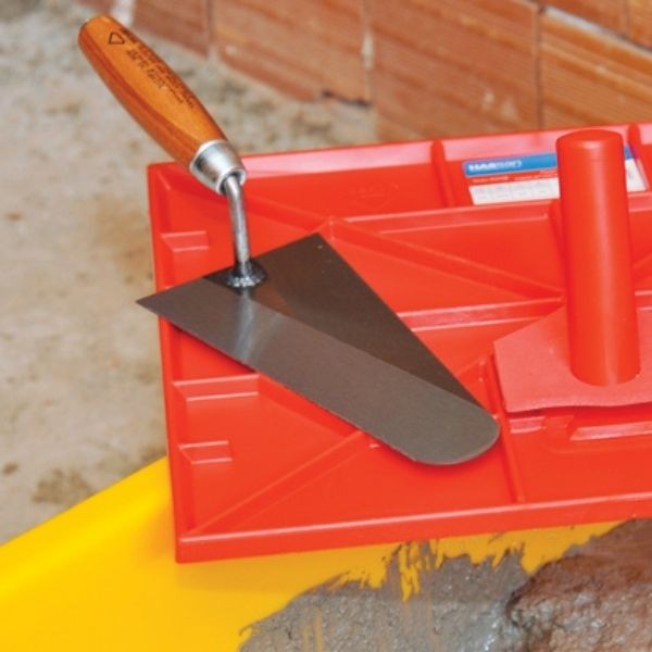 Dekor 060 Ahşap Saplı Sıva Malası Yay Çeliği 18cm