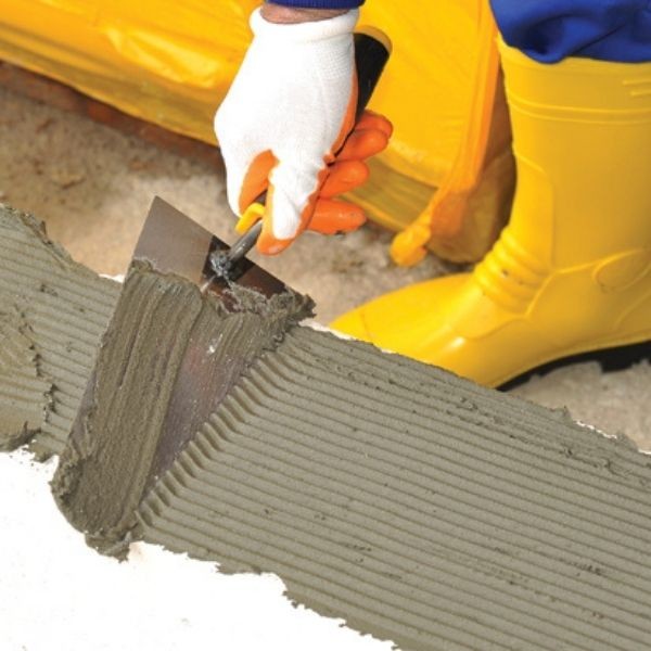 Dekor 376 Plastik Saplı Tuğla Malası Yay Çeliği 22cm