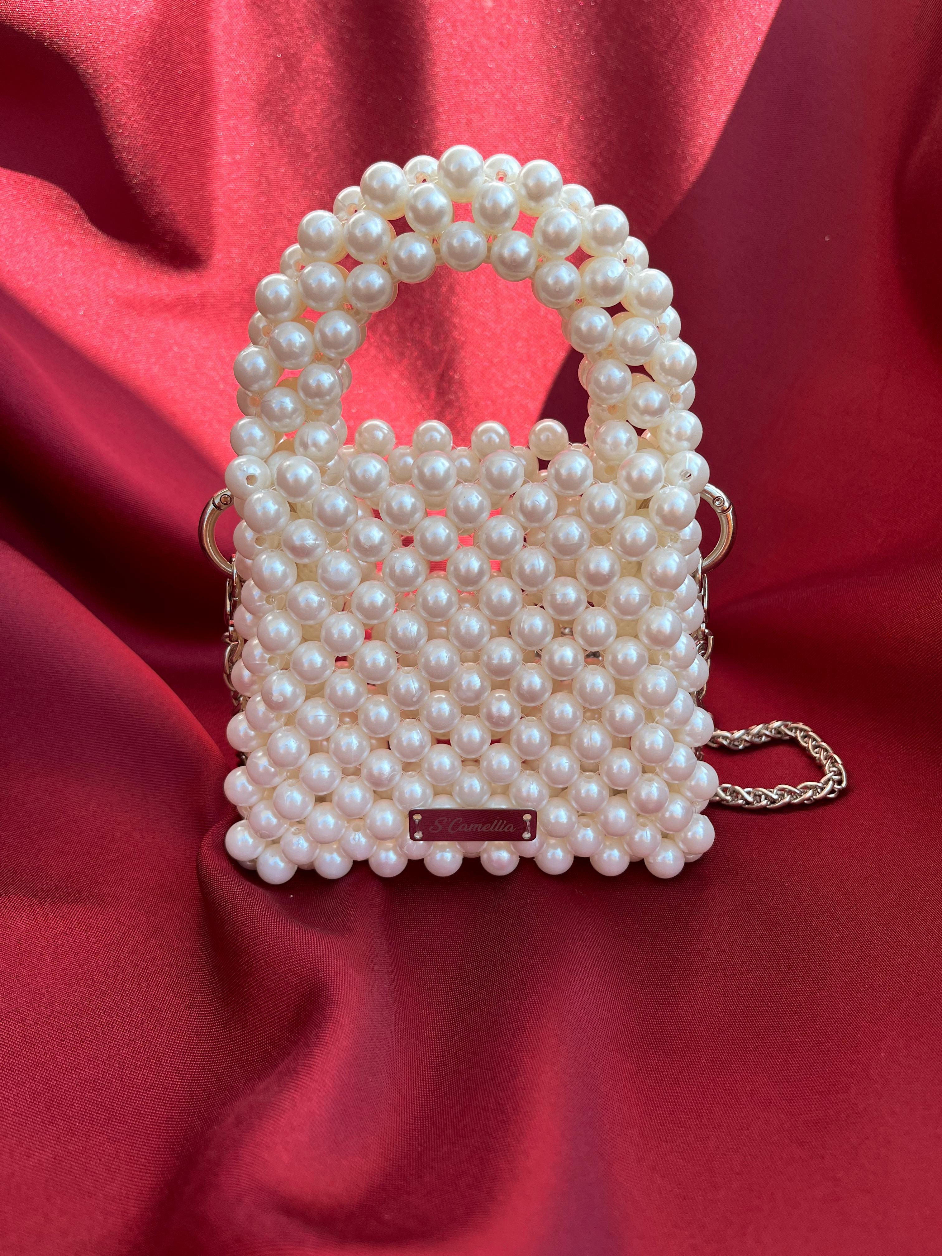 S'Camellia Mini Pearl Bag – Mini Çanta Şıklığını İnci Detaylarla Tamamlayın