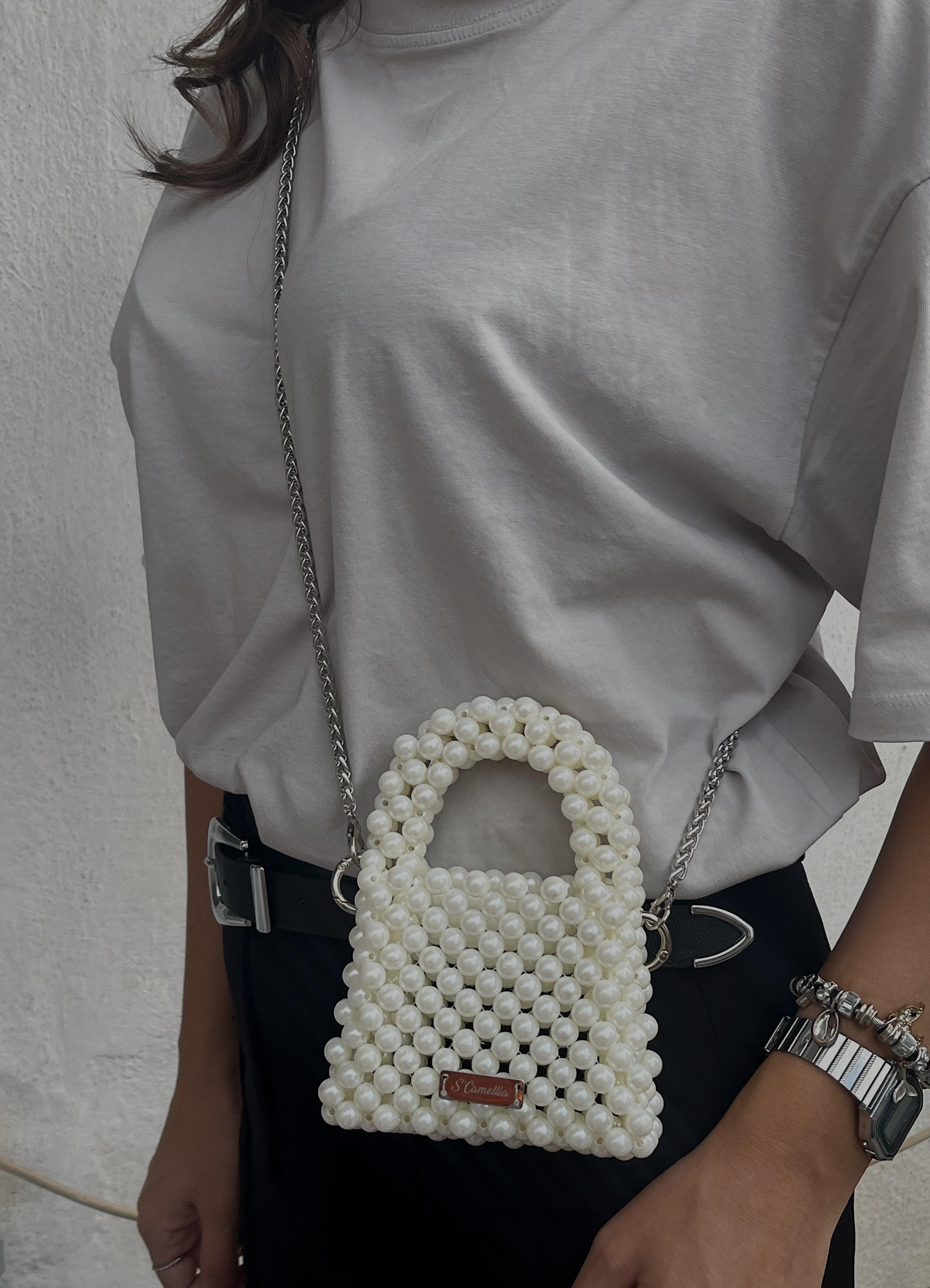 S'Camellia Mini Pearl Bag – Mini Çanta Şıklığını İnci Detaylarla Tamamlayın