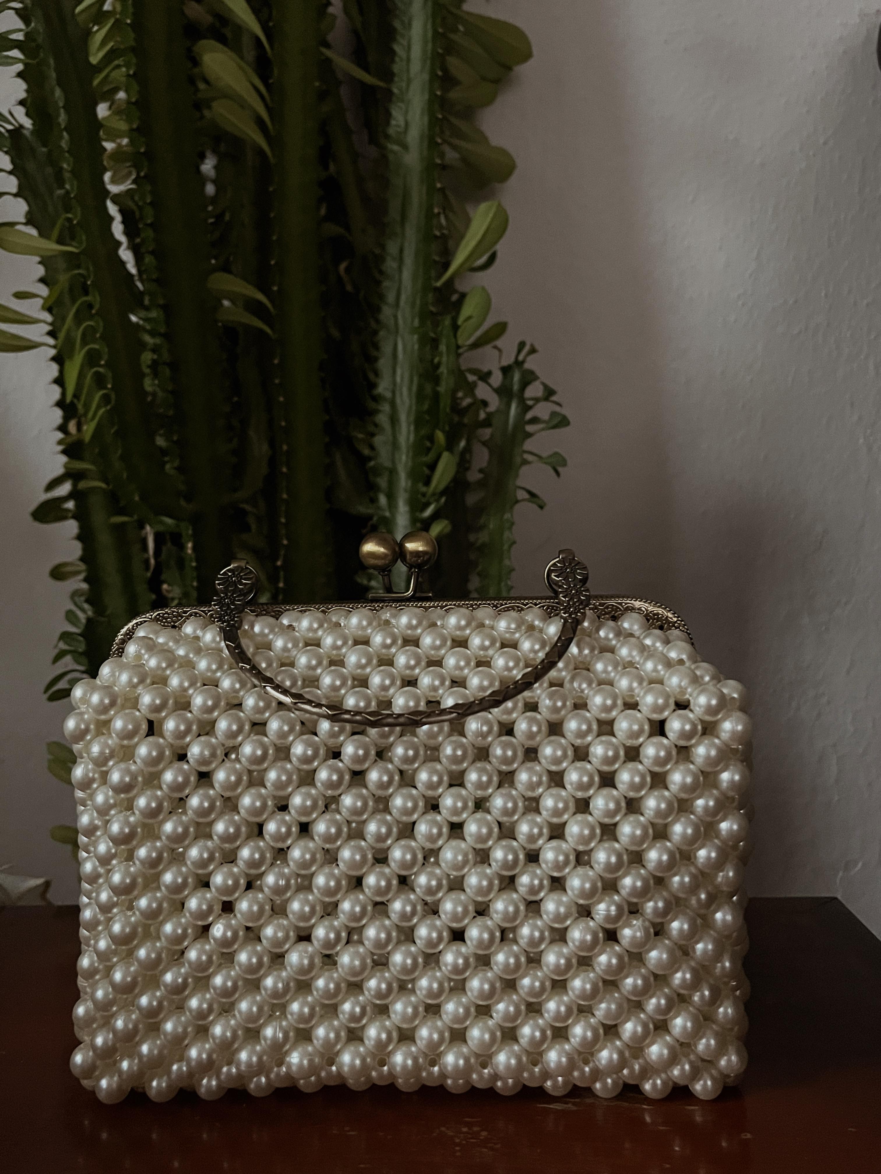 S'Camellia Vintage Pearl Bag – Şıklığın ve Zarafetin Buluştuğu Vintage Çanta