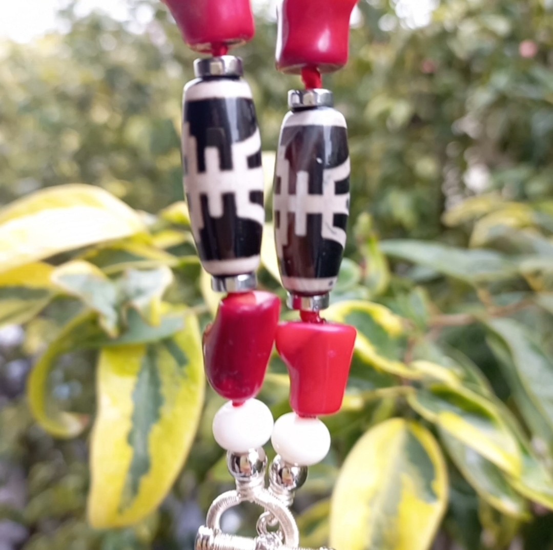 Sibelce 2090 Druzeli Akik Tibet Akik Beyaz ve Kırmızı Mercan El Yapımı Kolye