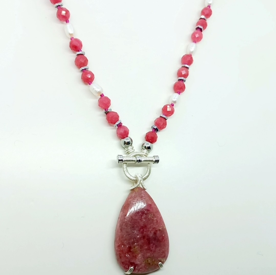 Sibelce 2100 Rodonit Gül Kuvars Doğal İnci El Yapımı Kolye