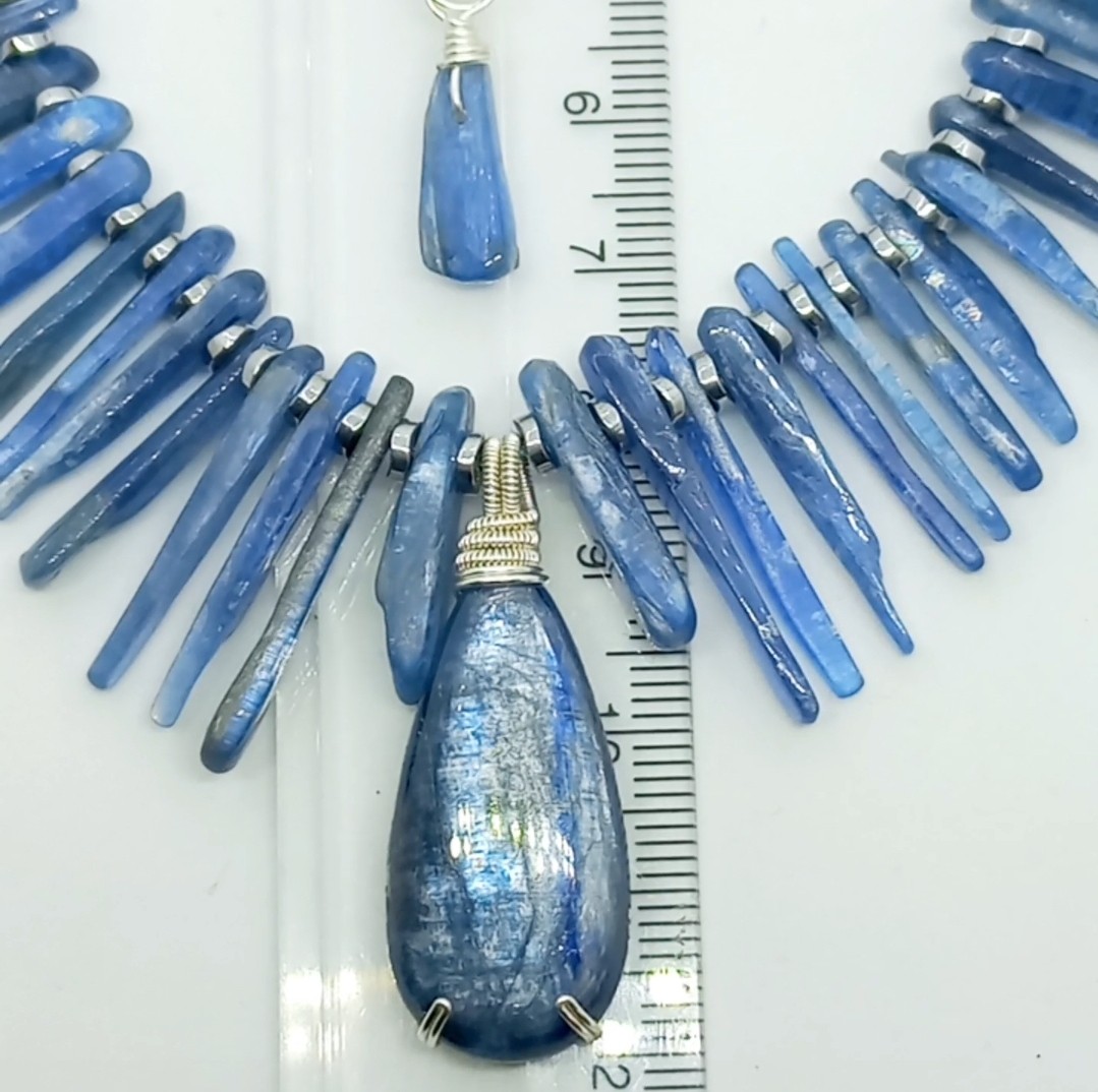 Sibelce 2104 Kyanit El Yapımı Kolye