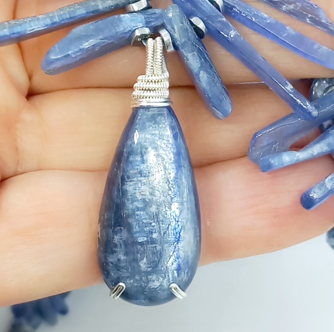 Sibelce 2104 Kyanit El Yapımı Kolye