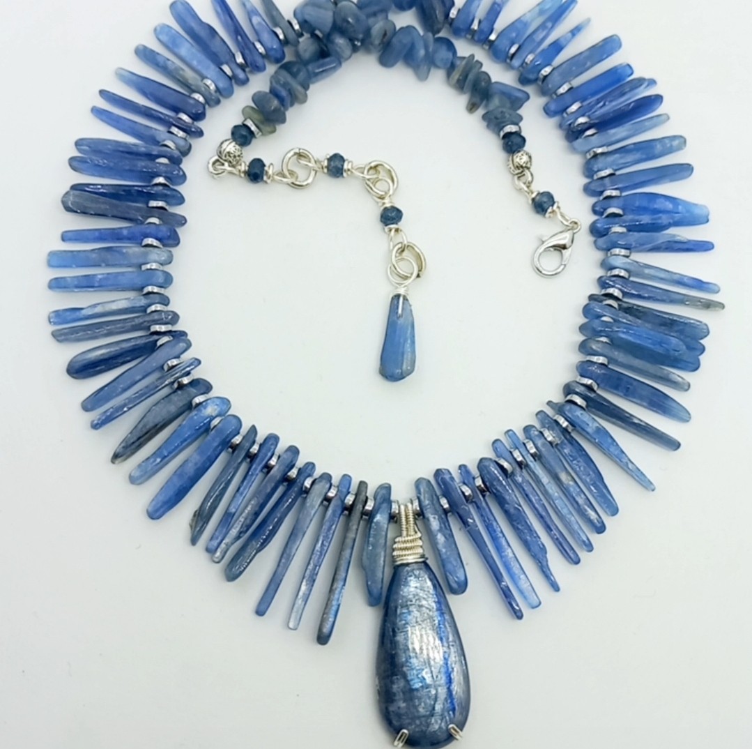 Sibelce 2104 Kyanit El Yapımı Kolye