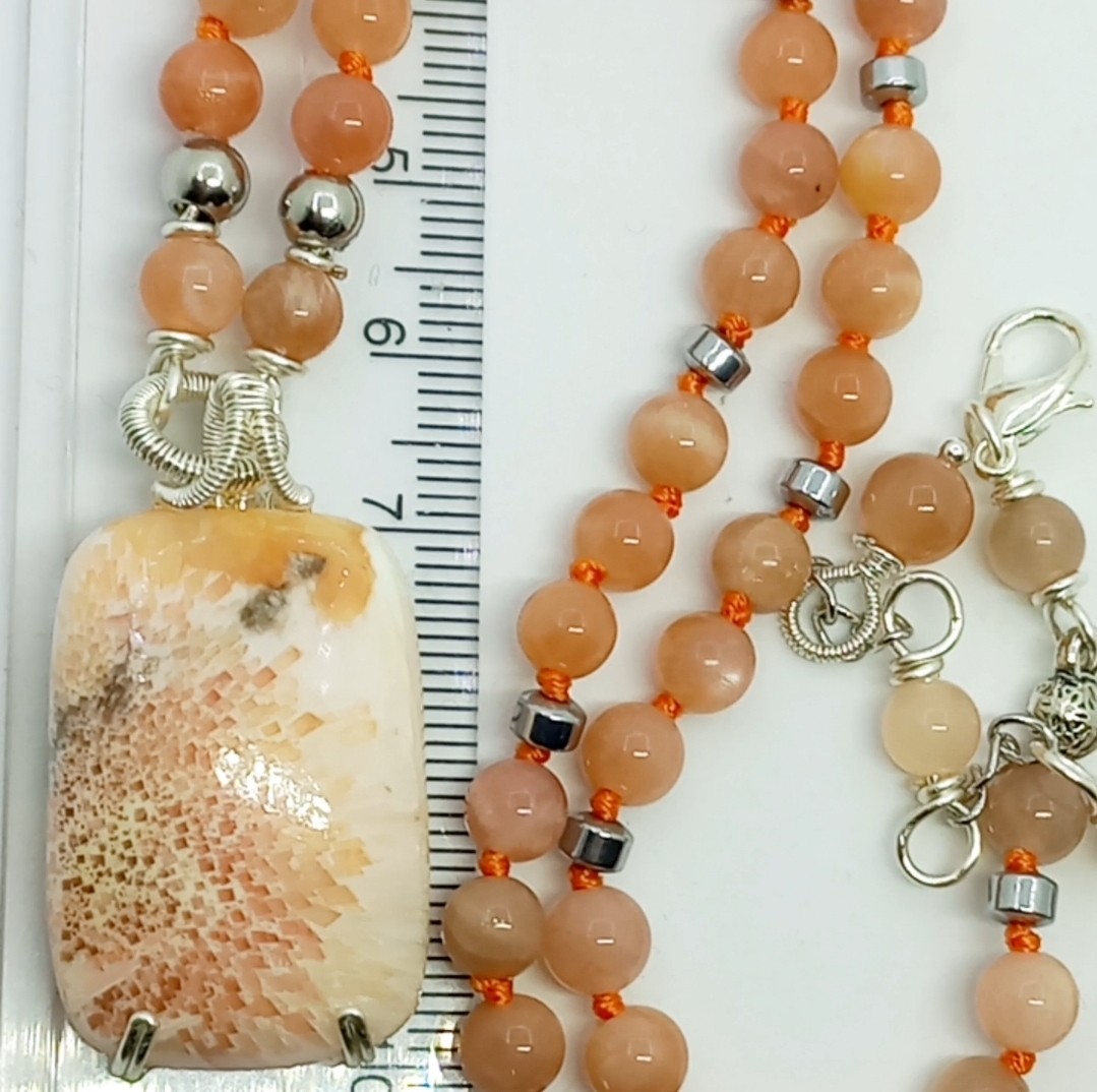 Sibelce 2106 Scolecite Şeftali Aytaşı Hematit El Yapımı Kolye