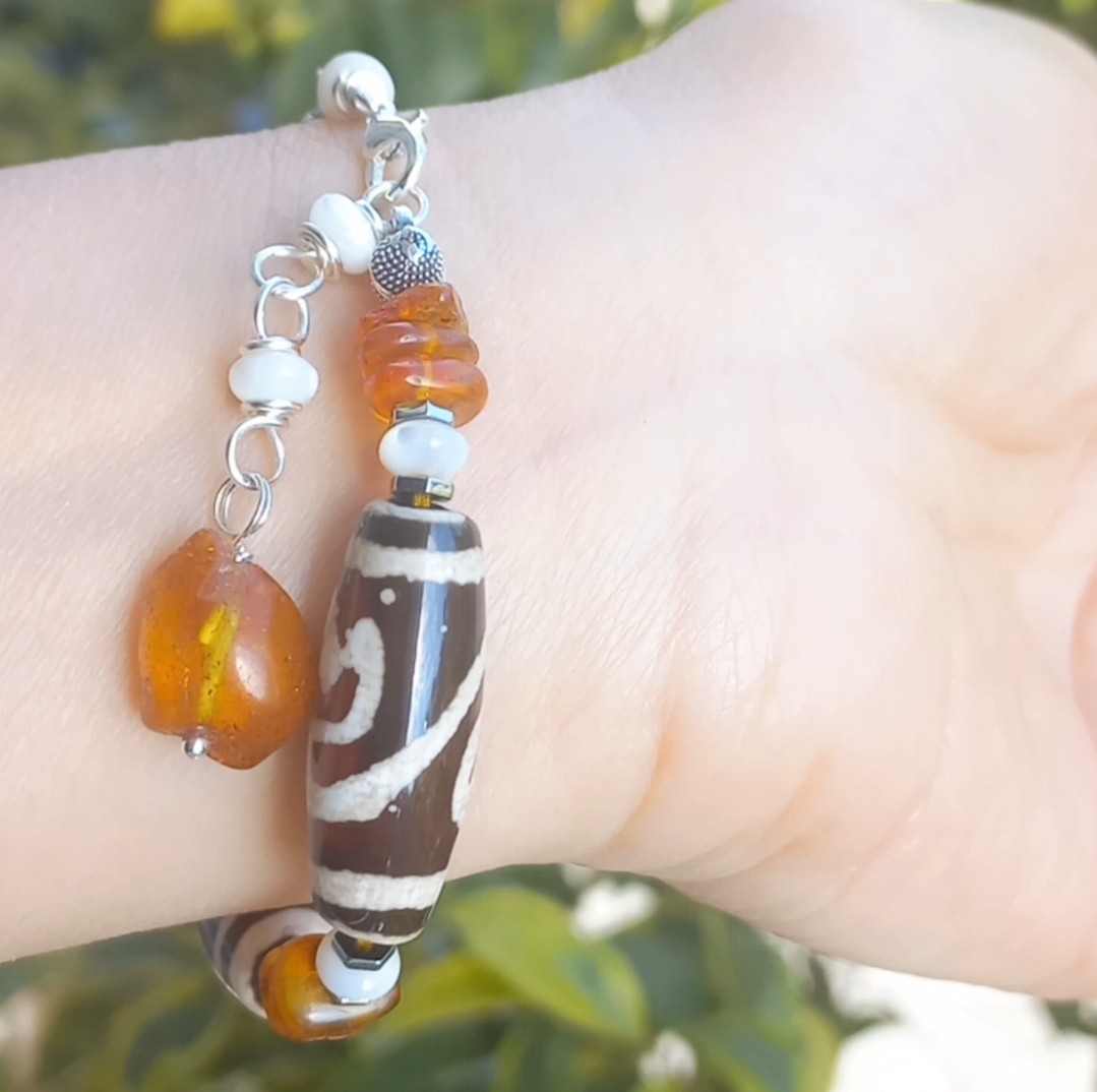 Sibelce 2137 Tibet Akik Kehribar Sedef El Yapımı Bileklik