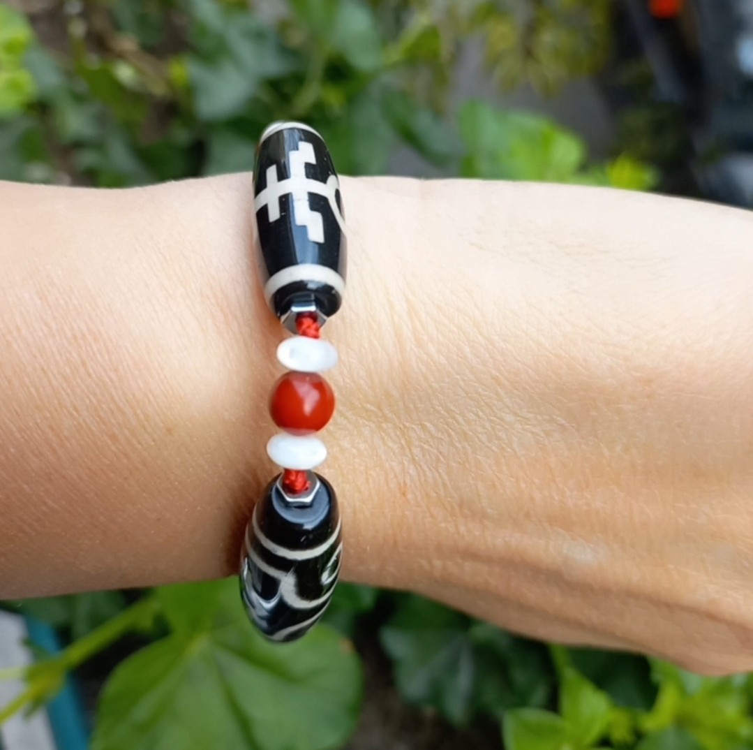 Sibelce 2141 Tibet Akik Mercan Sedef El Yapımı Düğümlü Bileklik