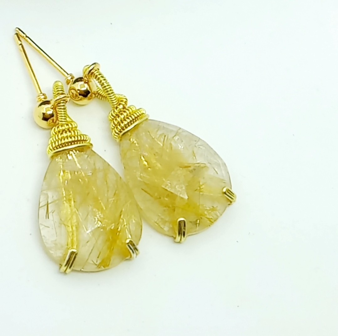 2157 Faset kesim altın rutilli Kuvars el yapımı küpe