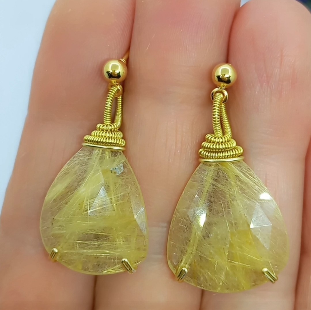 2158 Faset kesim altın rutilli damla Kuvars el yapımı küpe