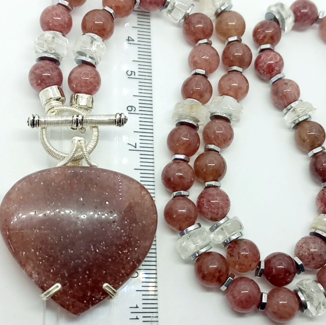 2181 Çilek Kuvars el yapımı kolye