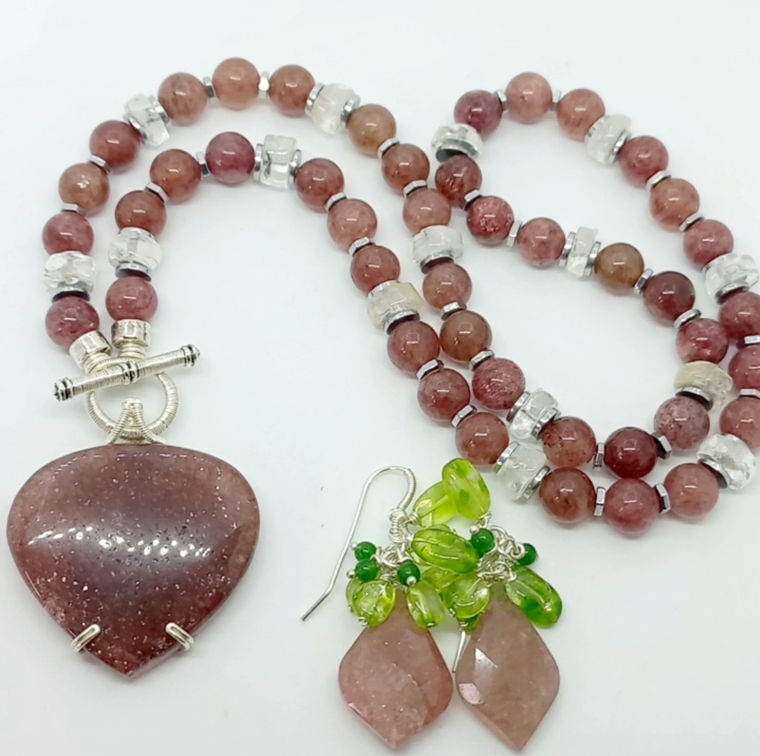2181 Çilek Kuvars el yapımı kolye