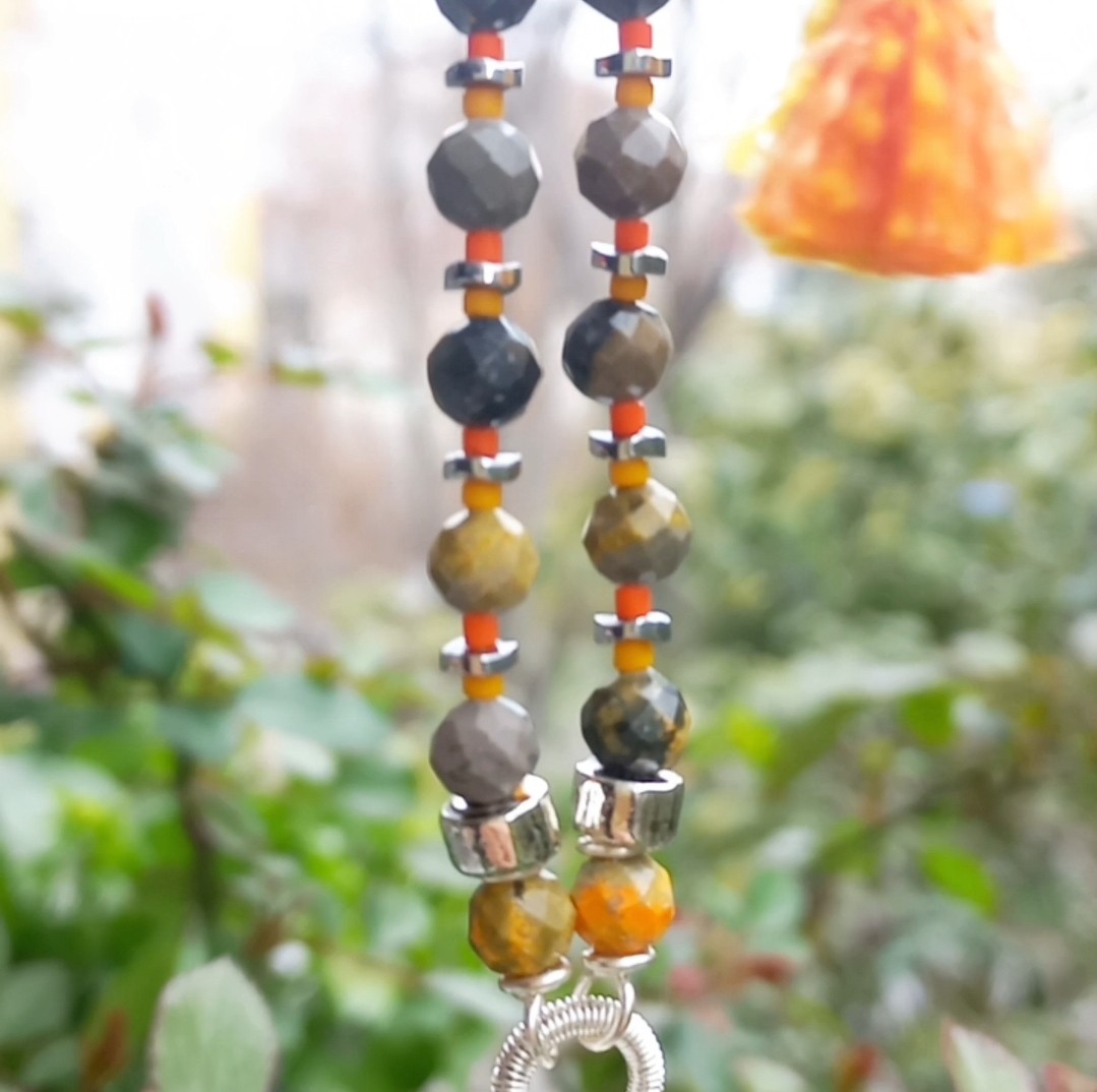 2183 Bal arısı Cespır el yapımı kolye