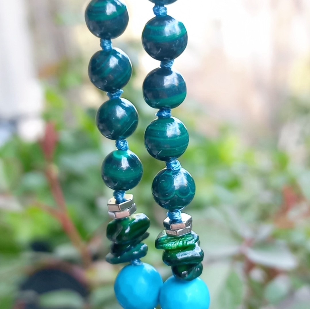 2186 Azurit Malahit Turkuaz Sedef düğümlü el yapımı kolye