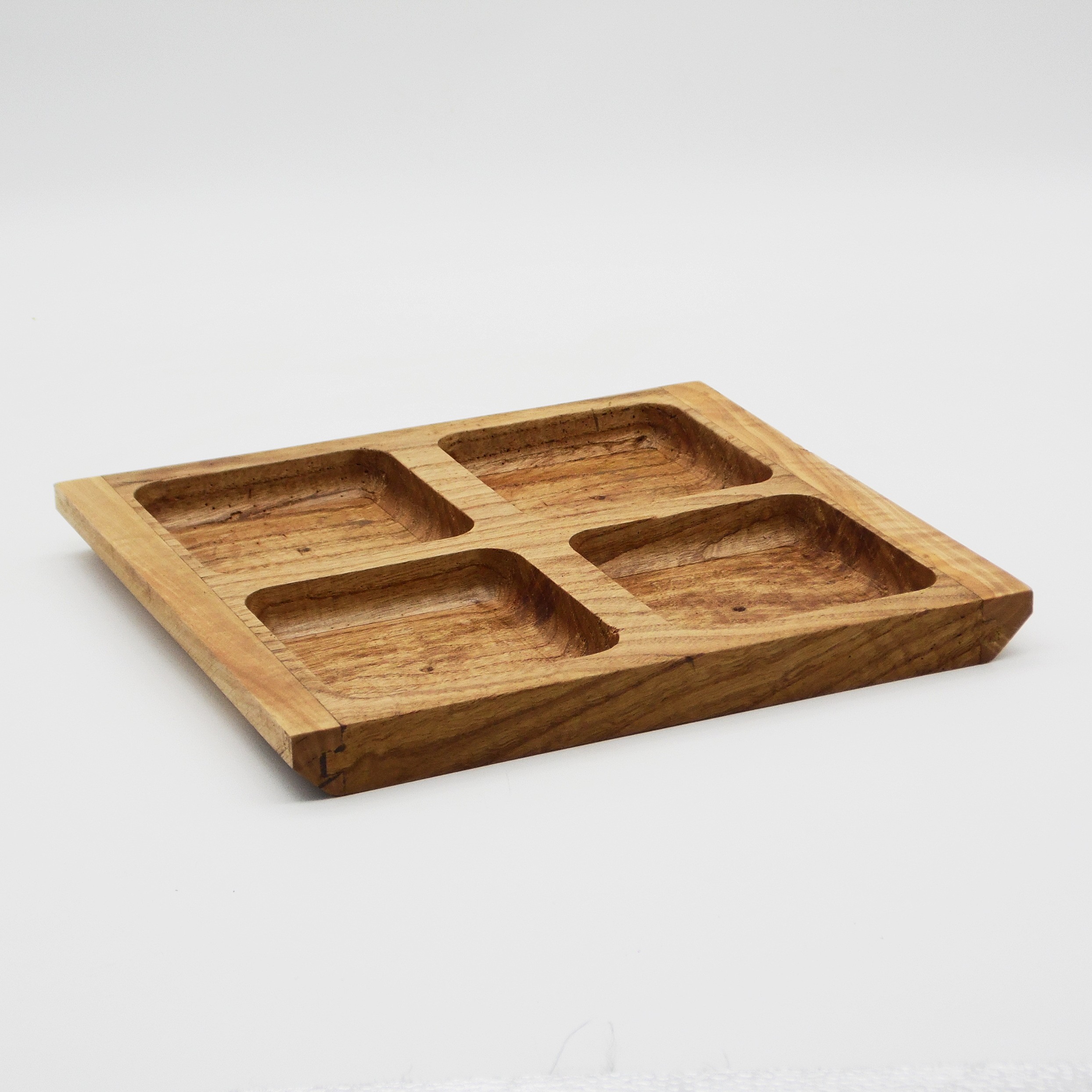 4 GÖZLÜ KAHVALTI VE ÇEREZ TEPSİSİ