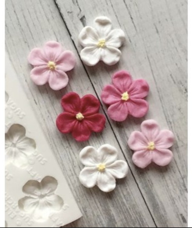 Bozkurt Mum 4lü Karışık Çiçekler Küçük Boy