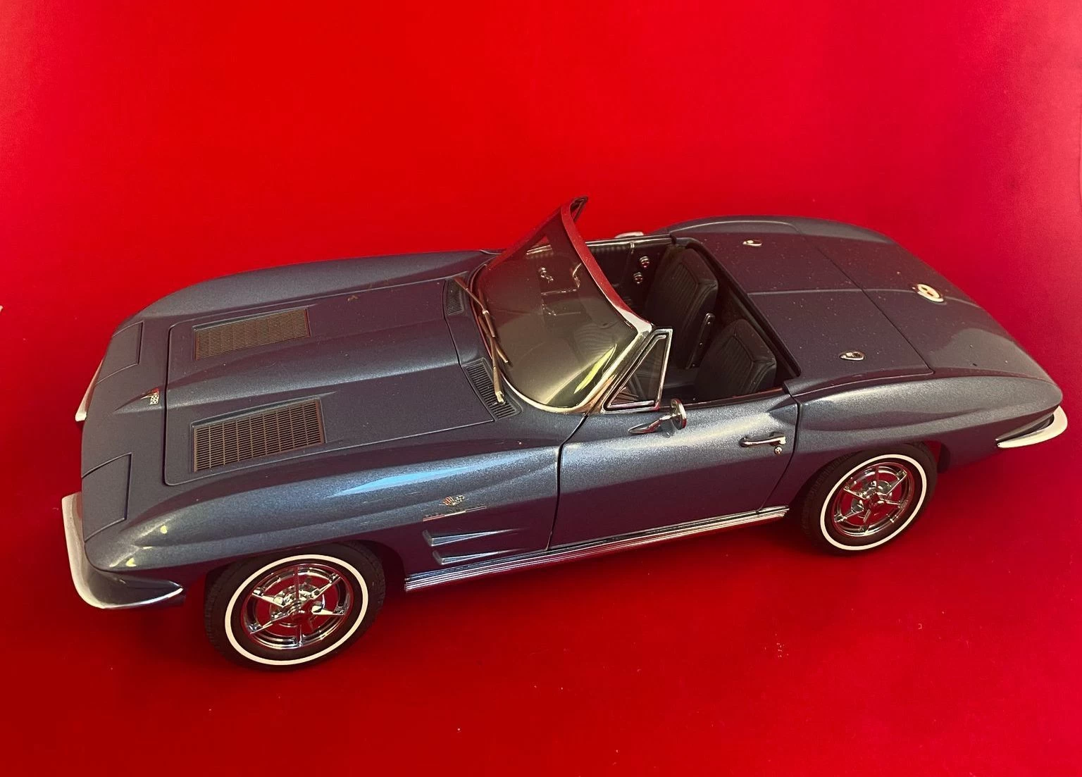 Autoart Chevrolette Sting Ray 1/18 1963