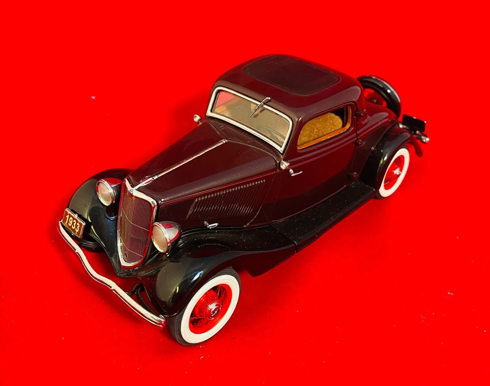 Danbury Mint 1929 Cord L-29 Special Coupe - 1:16