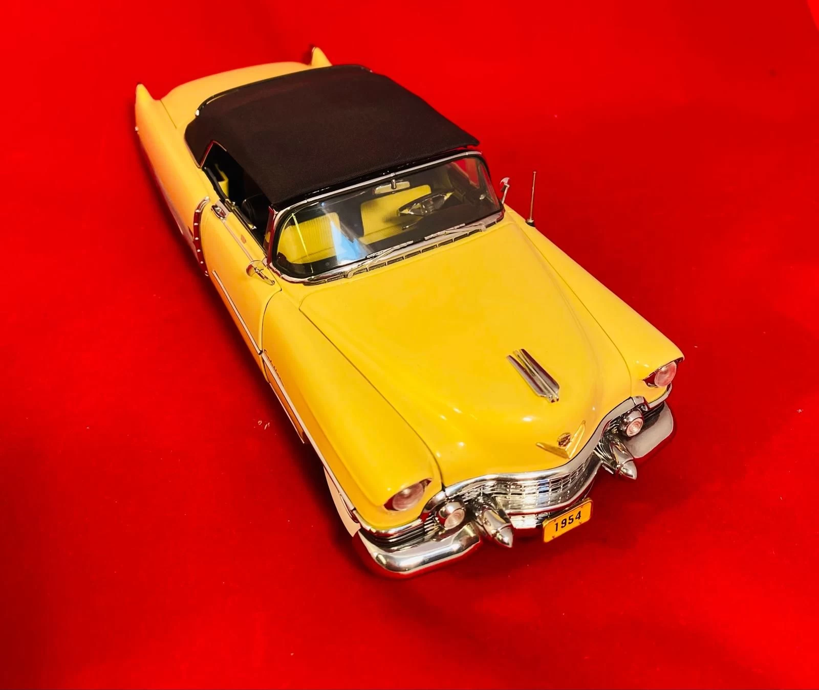 Danbury Mint 1/24 1954 Cadillac Eldorado