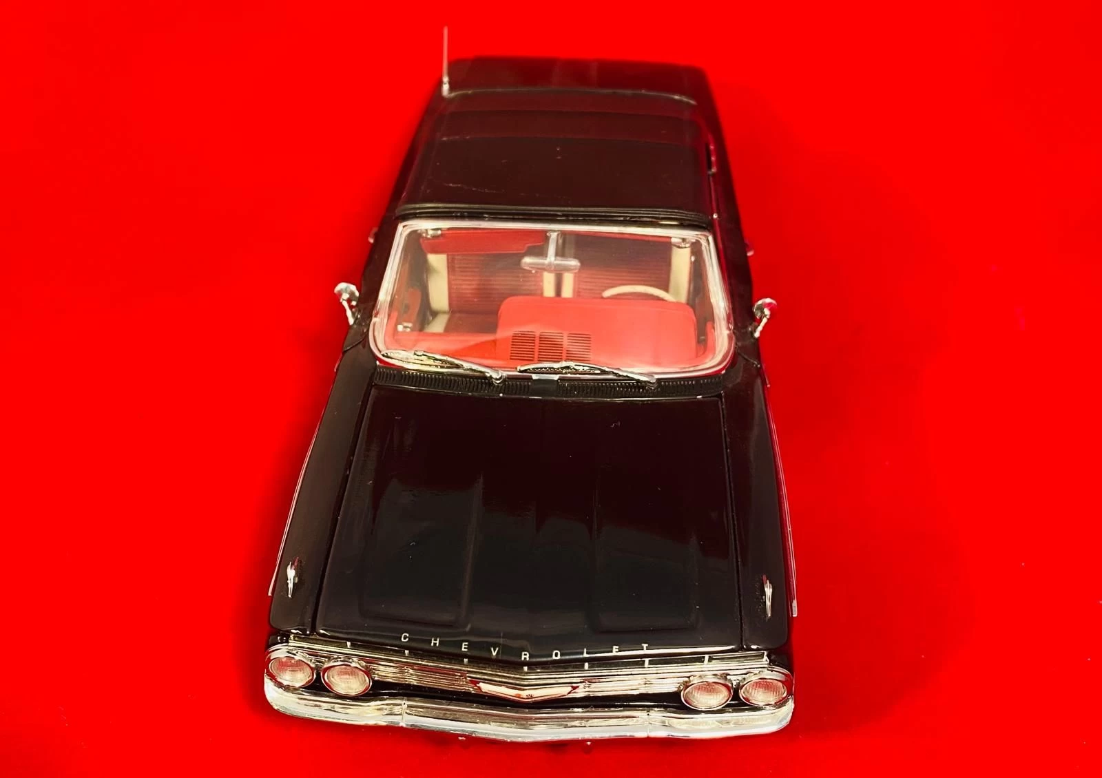 West Coast 1/24 1961 Chevrolet Impala