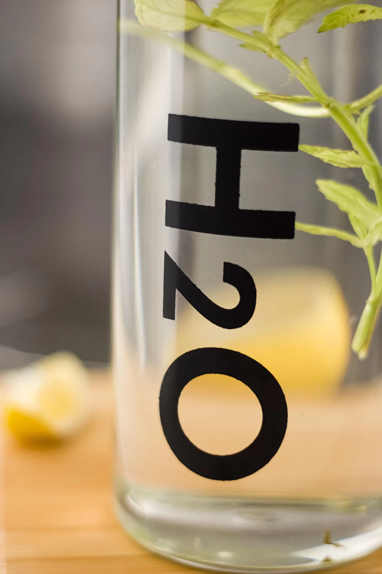 H2o Borosilikat Cam Matara Vakum Kapaklı Su Şişesi Suluk Siyah 1000 Ml