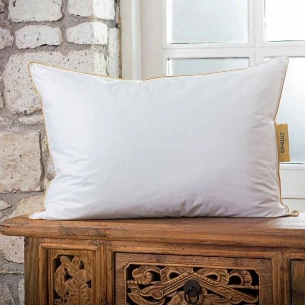 Othello Piuma 90 Yastık 50x70 Cm